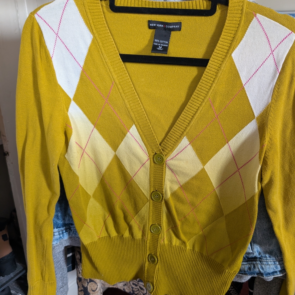 New York & Company Mustard Argyle Women's Sweater